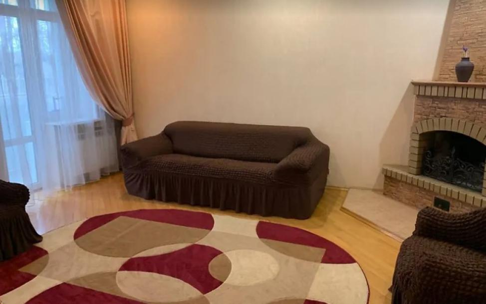 Квартира, 3-кімн., Харьков, ХТЗ, Станкостроительная