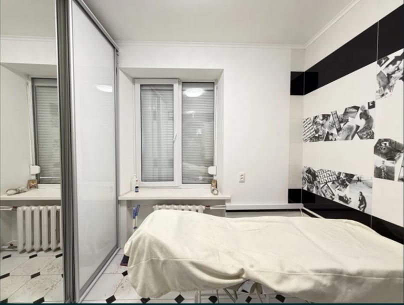 Квартира, 2-кімн., Харьков, Госпром, Данилевского