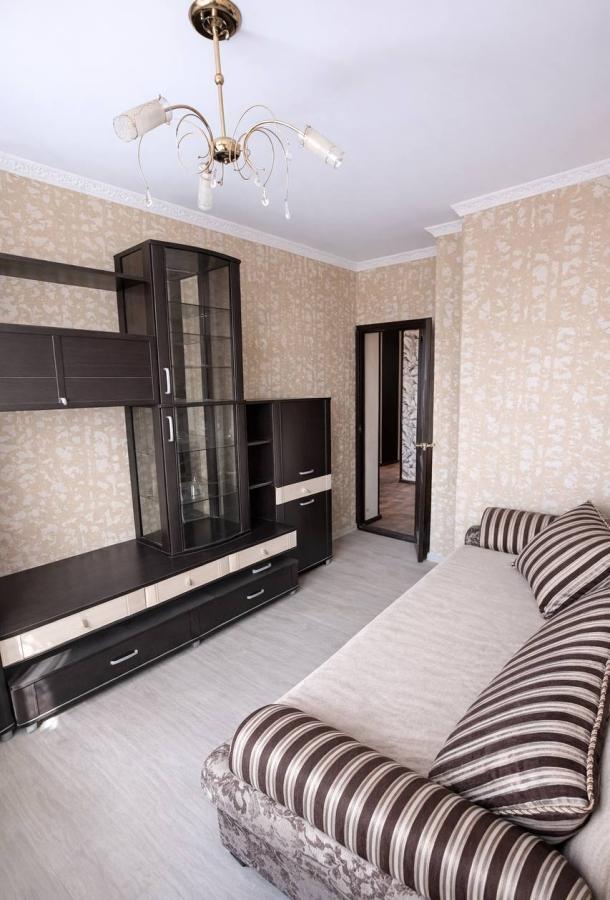 Квартира, 3-кімн., Харьков, 5 Северная Салтовка, Соборности Украины (Дружбы Народов)