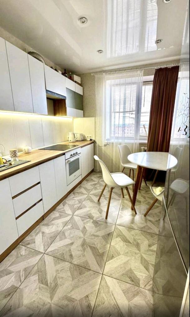 Квартира, 2-кімн., Харьков, Залютино, Золочевская