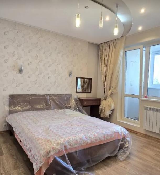 Квартира, 3-кімн., Харьков, 1 Северная Салтовка, Родниковая (Красного милиционера, Кирова)