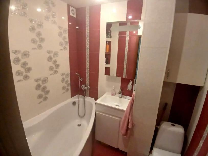 Квартира, 2-кімн., Харьков, 608м/р, Гвардейцев Широнинцев