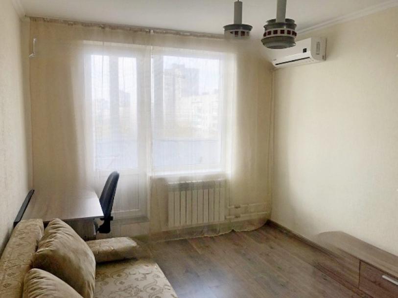 Квартира, 1-кімн., Харьков, 656м/р, Юбилейный пр. (50 лет ВЛКСМ пр.)