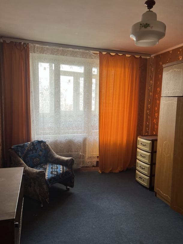 Квартира, 3-кімн., Харьков, 524м/р, Академика Павлова