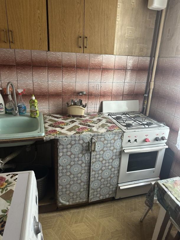 Квартира, 3-кімн., Харьков, 524м/р, Академика Павлова