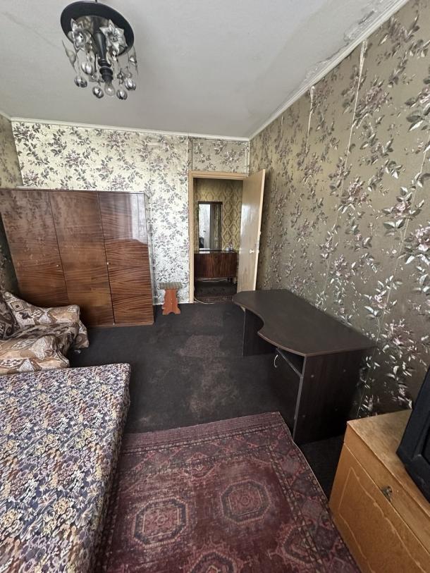 Квартира, 3-кімн., Харьков, 524м/р, Академика Павлова