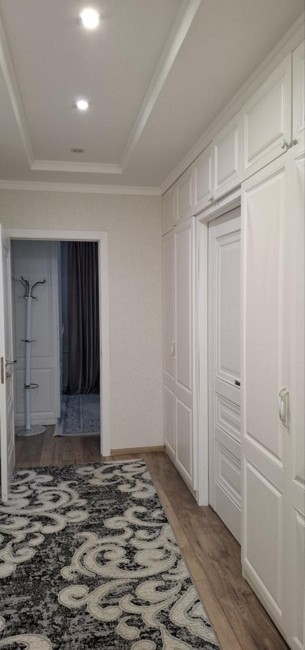 Квартира, 3-кімн., Харьков, 520м/р, Валентиновская