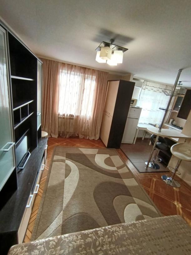 Квартира, 1-кімн., Харьков, Павлово Поле, 23 Августа