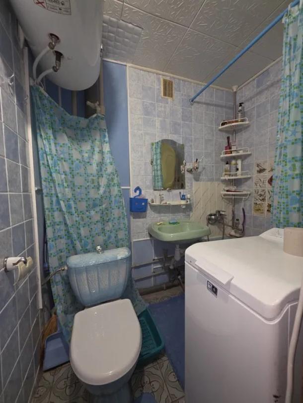 Квартира, 3-кімн., Харьков, 2 Северная Салтовка, Гвардейцев Широнинцев