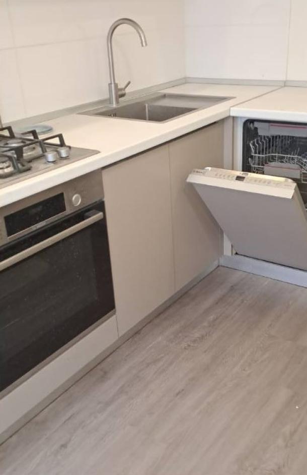 Квартира, 3-кімн., Харьков, 5 Северная Салтовка, Соборности Украины (Дружбы Народов)