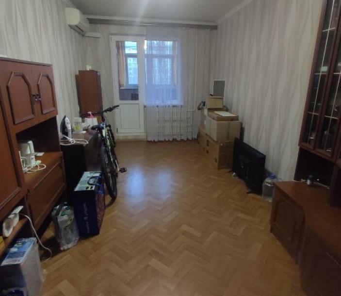 Квартира, 3-кімн., Харьков, 524м/р, Академика Павлова