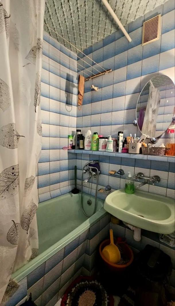 Квартира, 3-кімн., Харьков, 607м/р, Гвардейцев Широнинцев