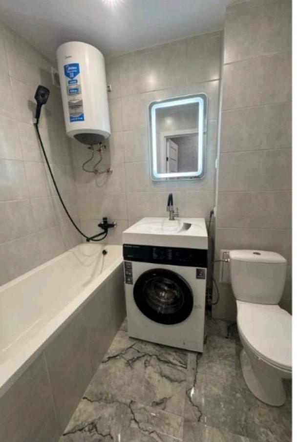 Квартира, 2-кімн., Харьков, Новые Дома, Ньютона