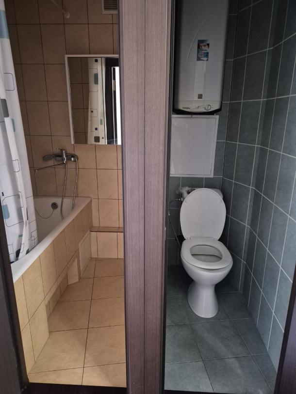 Квартира, 3-кімн., Харьков, 533м/р, Непокоренных (Героев Труда)