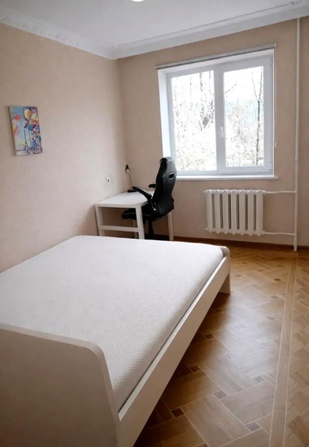 Квартира, 2-кімн., Харьков, Новые Дома, Ньютона