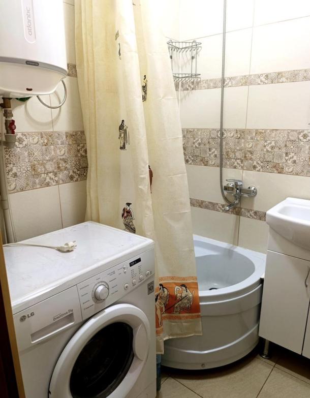 Квартира, 2-кімн., Харьков, Новые Дома, Жасминовый б-р (Слинько Петра)