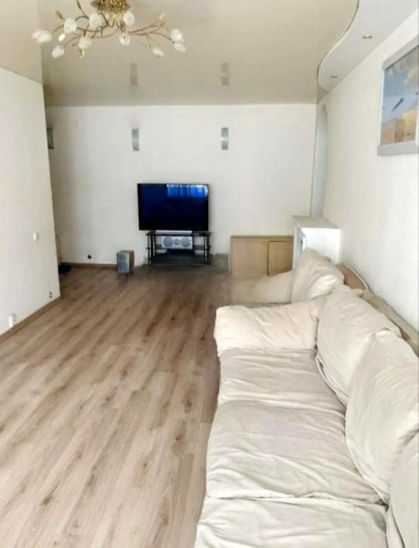 Квартира, 3-кімн., Харьков, Холодная Гора, Полтавский Шлях