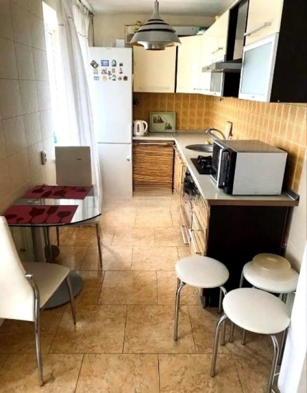 Квартира, 3-кімн., Харьков, Холодная Гора, Полтавский Шлях