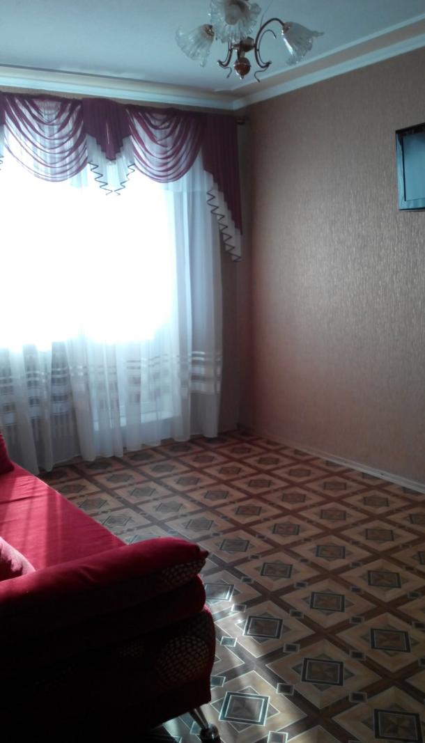 Квартира, 2-кімн., Харьков, Рогань жилмассив, Роганская