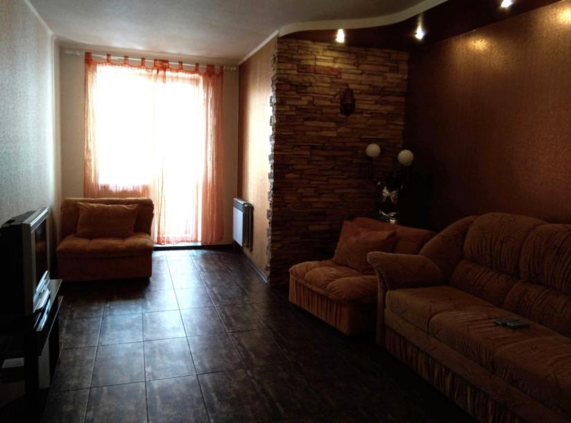 Квартира, 2-кімн., Харьков, Защитников Украины метро, Героев Харькова пр-т