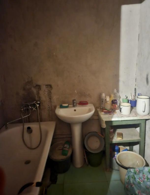 Квартира, 2-кімн., Харьков, Песочин, Подлесная