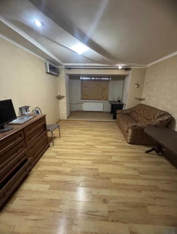 Квартира, 2-кімн., Харьков, Защитников Украины метро, Героев Харькова пр-т