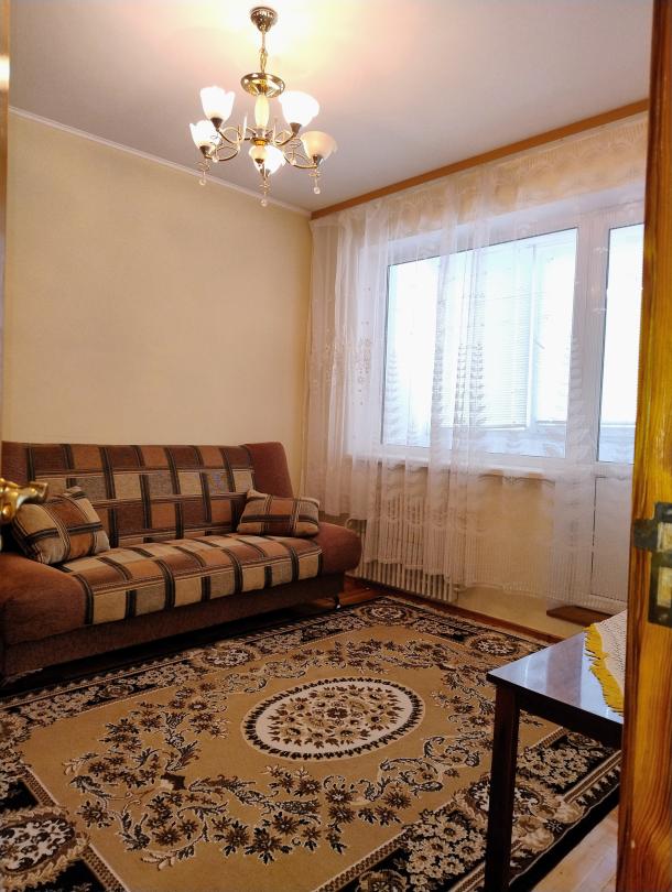 Квартира, 3-кімн., Харьков, Алексеевка, Победы пр.