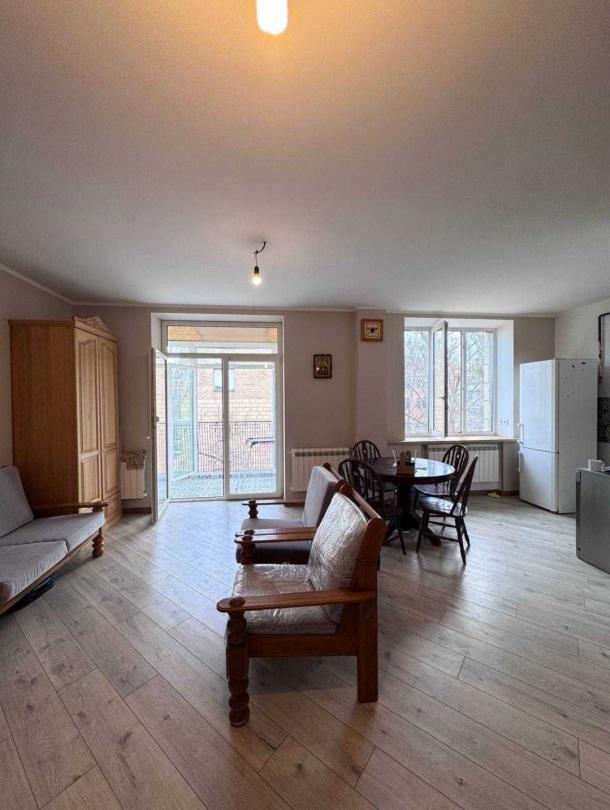 Квартира, 2-кімн., Харьков, Павлово Поле, Науки пр.