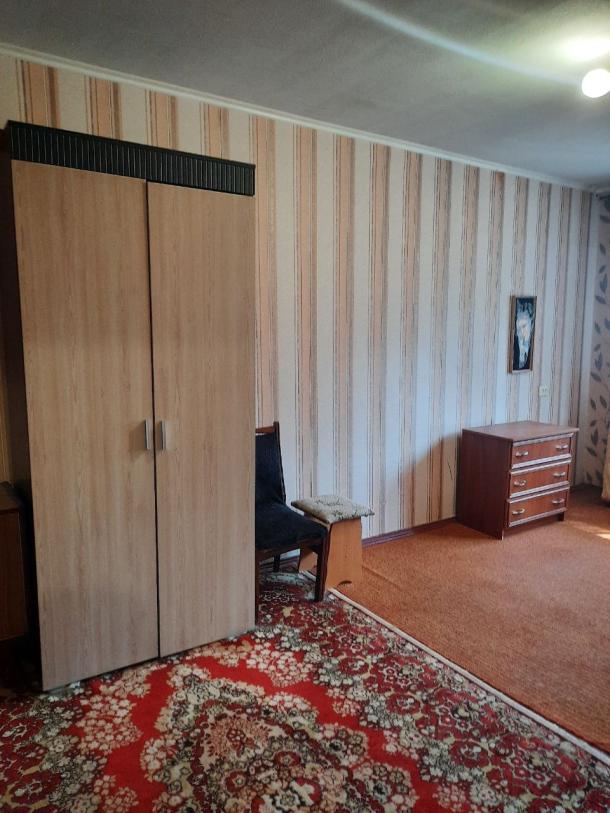 Квартира, 1-кімн., Харьков, 608м/р, Непокоренных (Героев Труда)