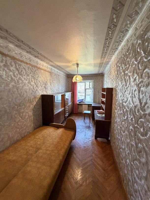 Квартира, 3-кімн., Харьков, Старая Салтовка, Академика Павлова