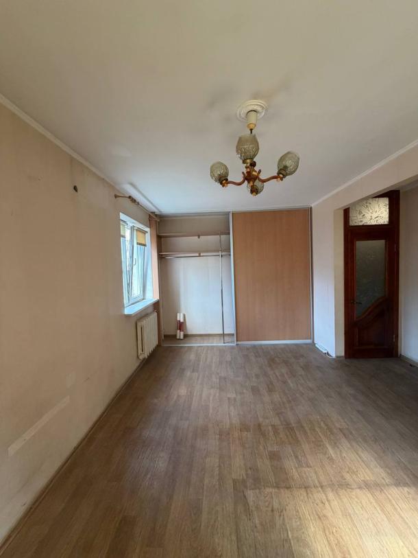 Квартира, 1-кімн., Харьков, ХТЗ, Индустриальный просп. (Фрунзе проспект)