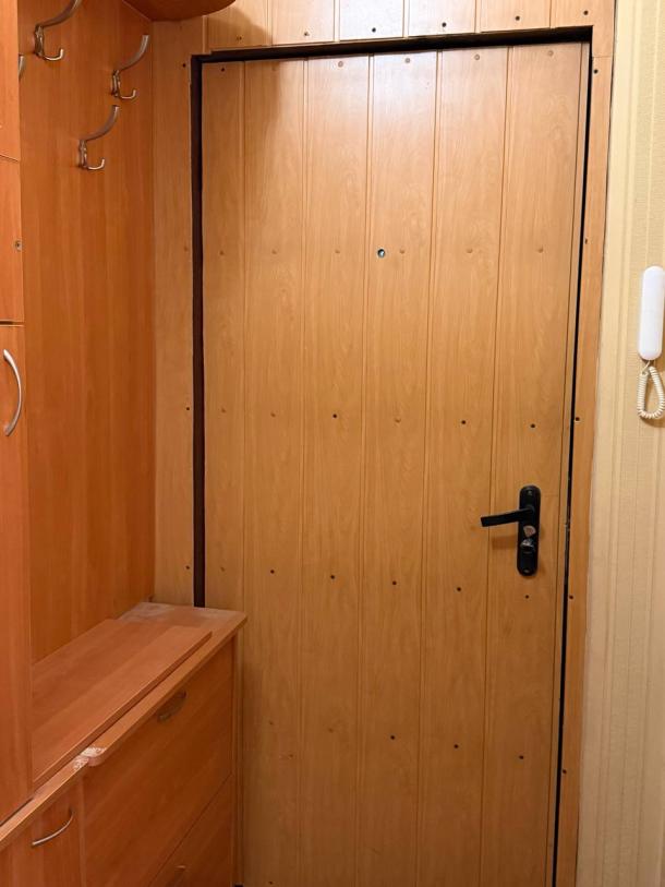 Квартира, 1-кімн., Харьков, ХТЗ, Индустриальный просп. (Фрунзе проспект)