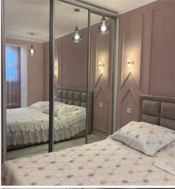 Квартира, 3-кімн., Харьков, 522м/р, Валентиновская