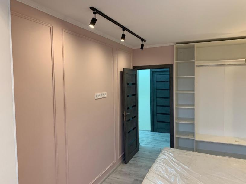 Квартира, 3-кімн., Харьков, 522м/р, Валентиновская