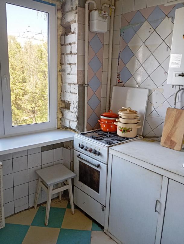 Квартира, 2-кімн., Харьков, Аэропорт, Аэрокосмический просп. (Гагарина проспект)