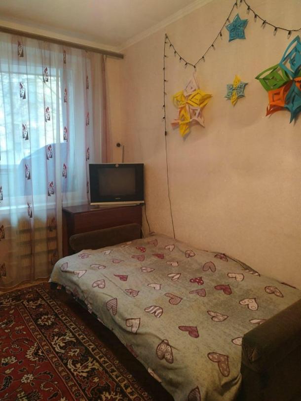 Квартира, 1-кімн., Харьков, 608м/р, Непокоренных (Героев Труда)