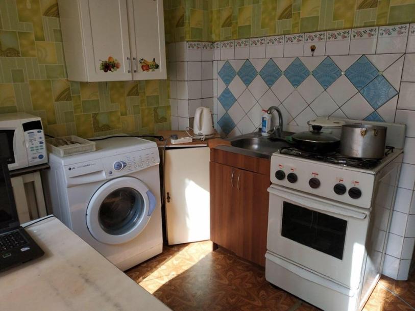 Квартира, 1-кімн., Харьков, 608м/р, Непокоренных (Героев Труда)