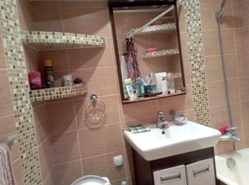 Квартира, 3-кімн., Харьков, 533м/р, Светлая