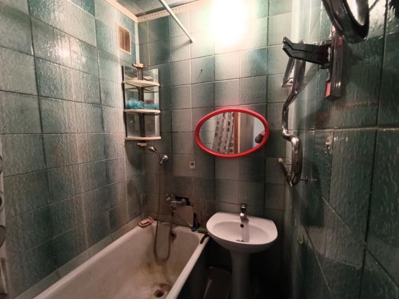 Квартира, 2-кімн., Харьков, 606м/р, Светлая