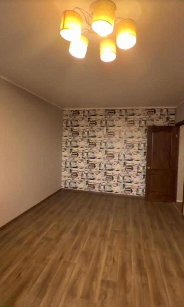 Квартира, 2-кімн., Харьков, 626м/р, Солнечная (Красноармейская, Кирова, Октябрьская, Совхозная)