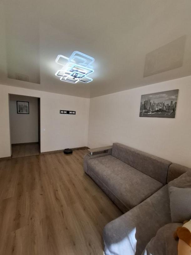 Квартира, 2-кімн., Подворки, Харьковский район, Рекреационная (Макаренко)