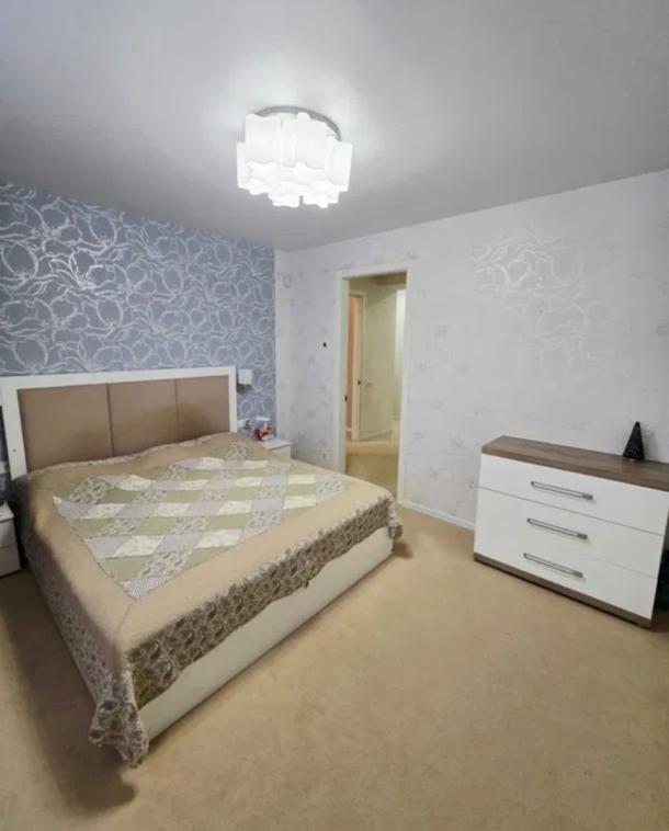 Квартира, 2-кімн., Харьков, Сосновая горка, Космическая