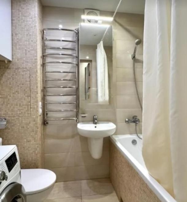 Квартира, 3-кімн., Харьков, 522м/р, Валентиновская