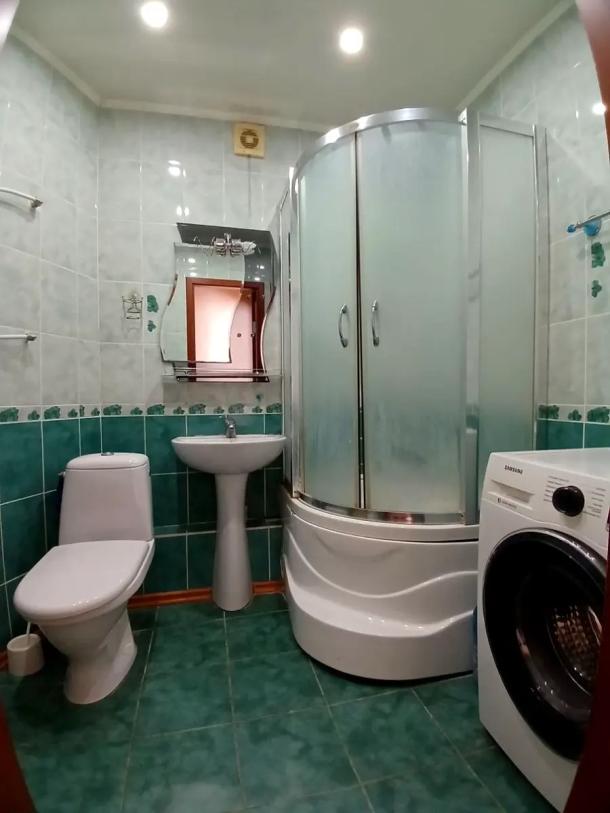 Квартира, 3-кімн., Харьков, 520м/р, Академика Павлова