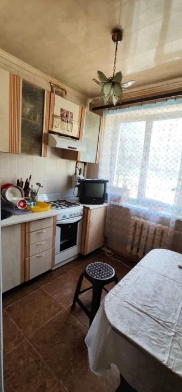 Квартира, 3-кімн., Харьков, 603м/р, Тракторостроителей просп.