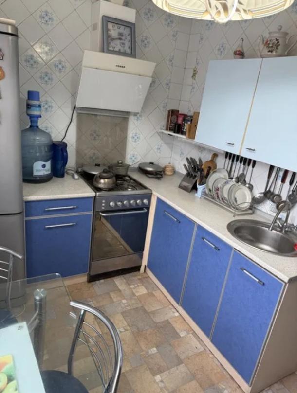 Квартира, 2-кімн., Харьков, 524м/р, Непокоренных (Героев Труда)