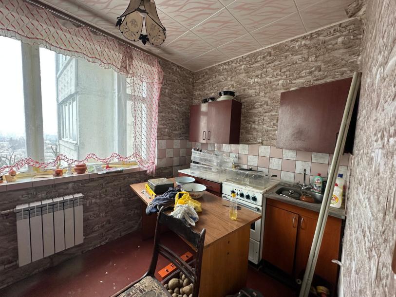 Квартира, 3-кімн., Харьков, Холодная Гора, Титаренковский пер.