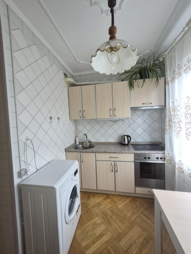 Квартира, 2-кімн., Харьков, Алексеевка, Победы пр.