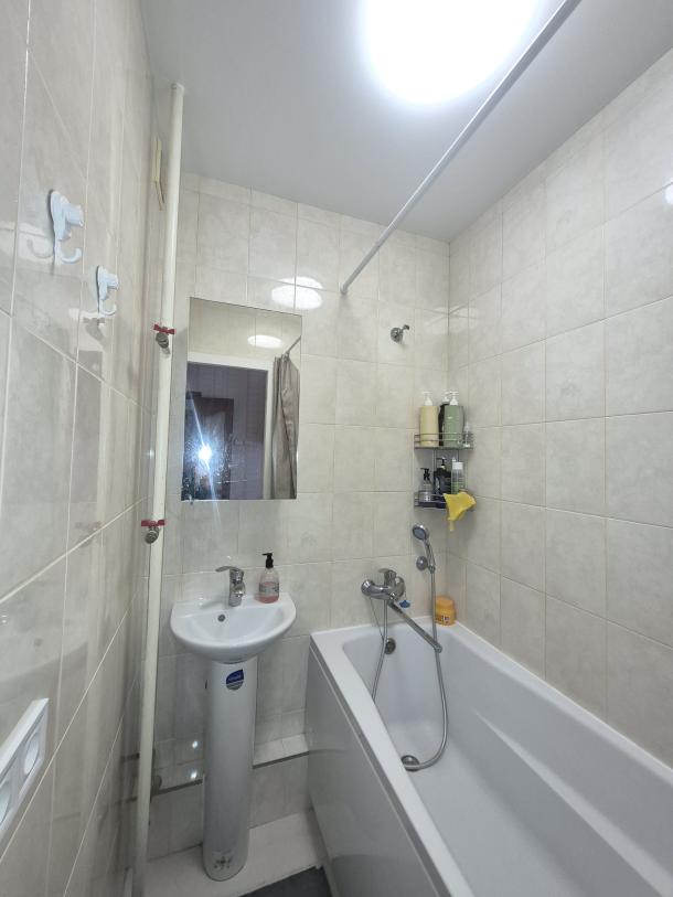 Квартира, 2-кімн., Харьков, Алексеевка, Победы пр.