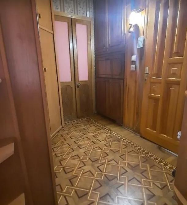 Квартира, 2-кімн., Харьков, 522м/р, Валентиновская